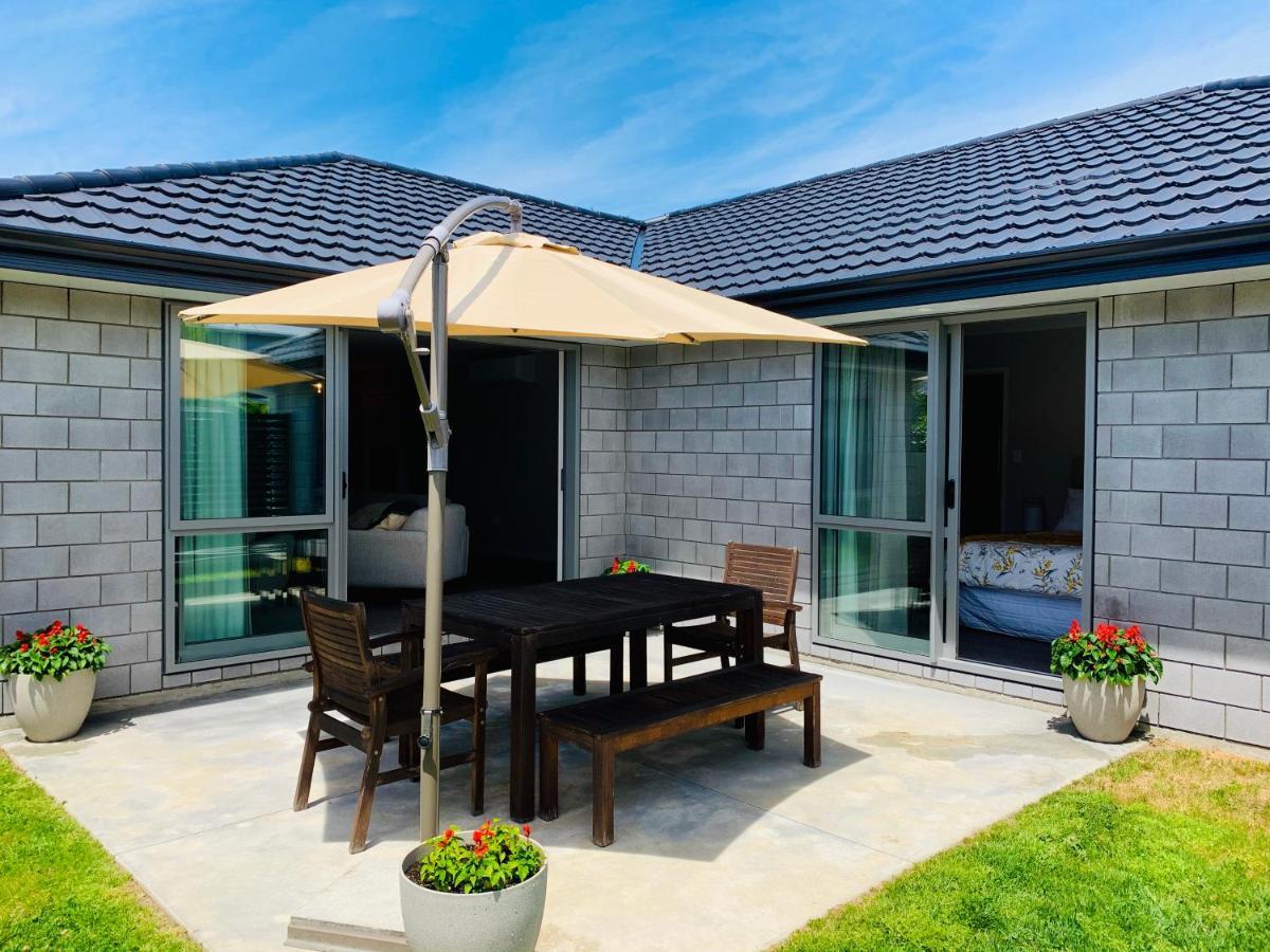 Stunning Modern Retreat Villa Hastings Buitenkant foto